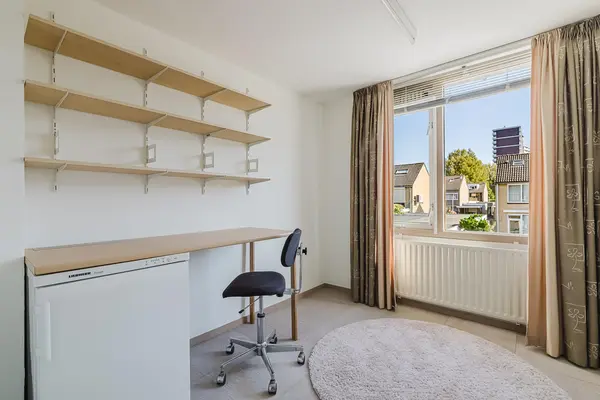 Bachlaan 12, TILBURG