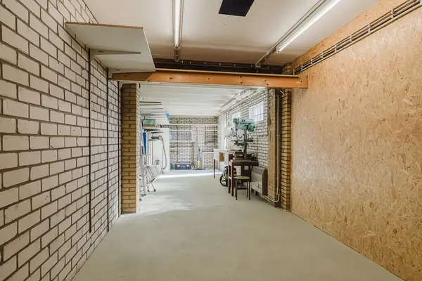 Bachlaan 12, TILBURG