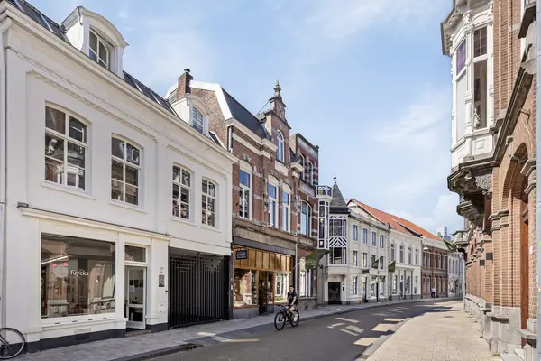 Nieuwlandstraat 29, TILBURG