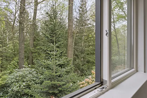De Stille Wille 26, OOST WEST EN MIDDELBEERS