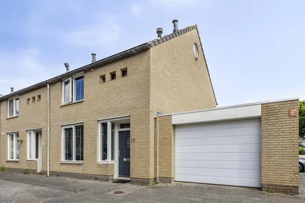 Giessenstraat 11