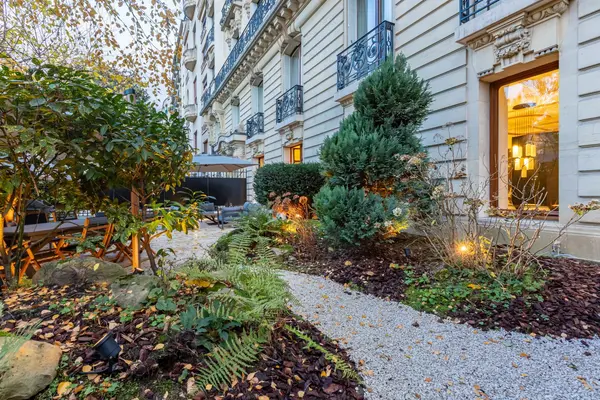 55 Av. Foch 