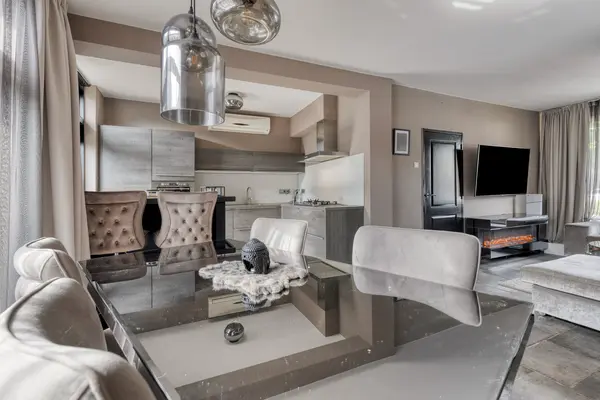 Wijnruitweg 98, TILBURG