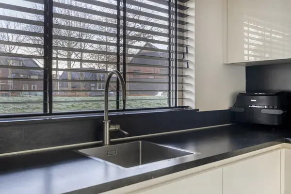 Riethovenerf 13, TILBURG