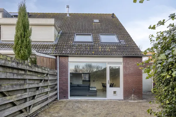 Riethovenerf 13, TILBURG