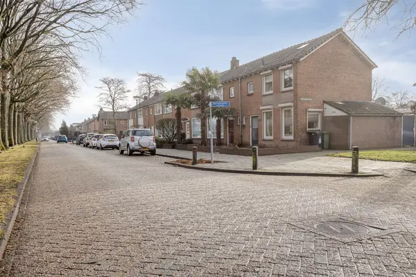 De Coubertinlaan 29, WAALWIJK