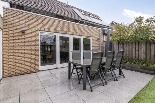 De Knolschans 11, LIEMPDE