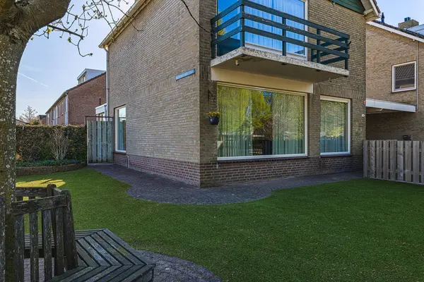 Brabantlaan 51, VUGHT