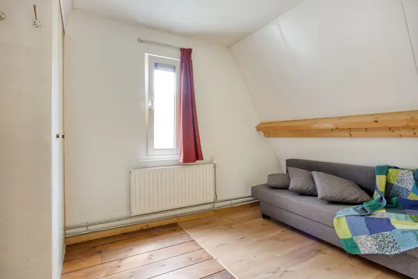 De Stille Wille 209, OOST WEST EN MIDDELBEERS