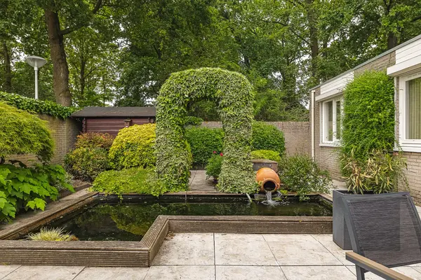Châteaurouxhof 1, EINDHOVEN