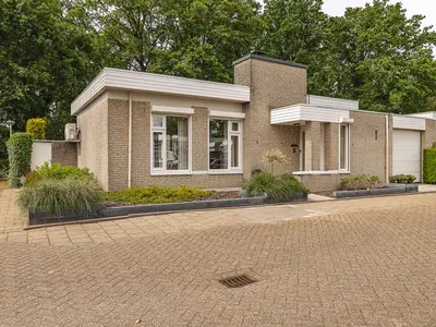 Foto 1 van Châteaurouxhof 1
