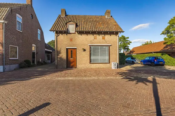 Oude Postbaan 11, LIEMPDE