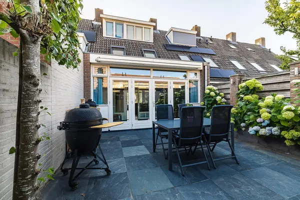 van Heinsbergstraat 39, GILZE