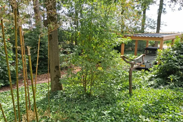De Stille Wille 167, OOST WEST EN MIDDELBEERS