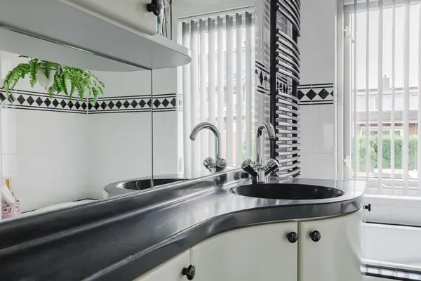 Kardinaal van Rossumstraat 32d, TILBURG