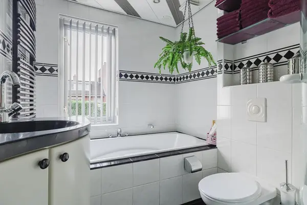 Kardinaal van Rossumstraat 32d, TILBURG