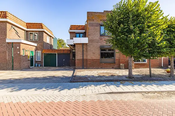 Rijksweg 106, RIJEN