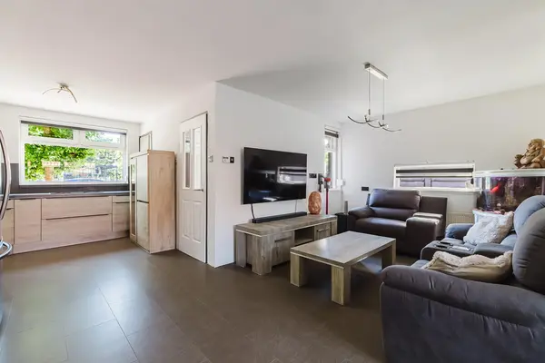 Rijksweg 106, RIJEN