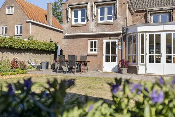 Erasstraat 18A, KAATSHEUVEL