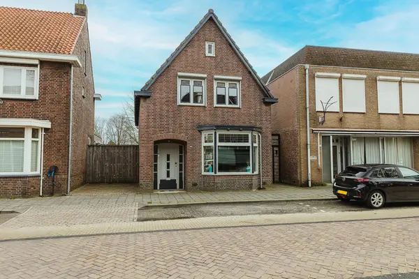 Nieuwstraat 100, GILZE