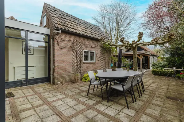Nieuwstraat 100, GILZE