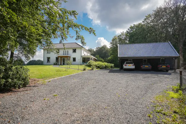 Onder de Bos 103, HULSHORST