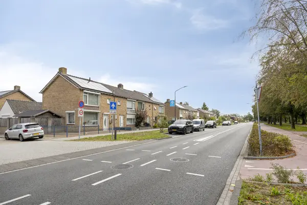 Groenewoudlaan 12, WAALWIJK
