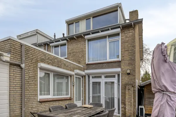 Groenewoudlaan 12, WAALWIJK
