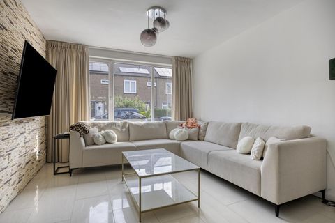 Aert van Nesstraat 2