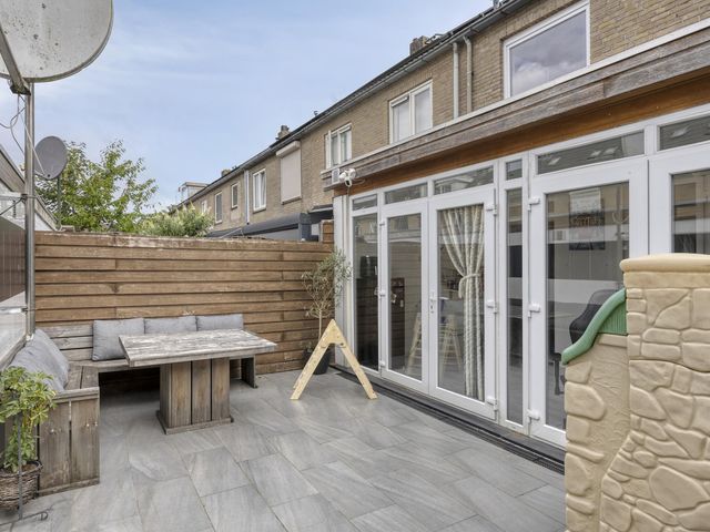 Foto van Aert van Nesstraat 2