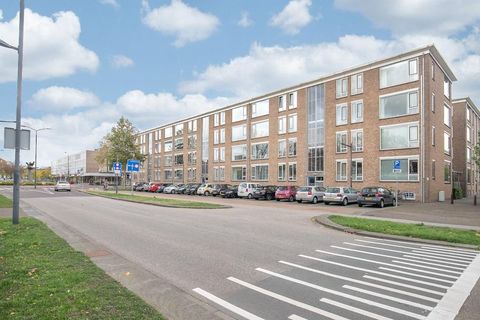 Onderwijsboulevard 8