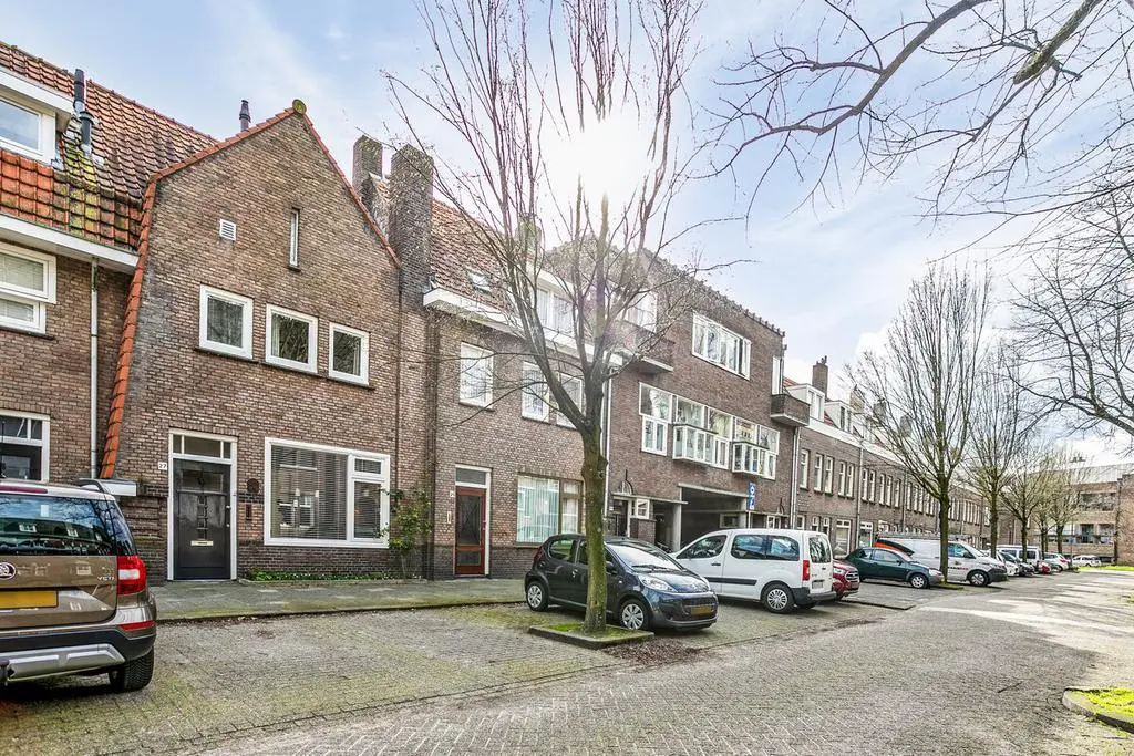 Geert van Woustraat 27