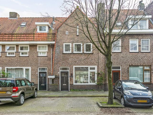Foto van Geert van Woustraat 27