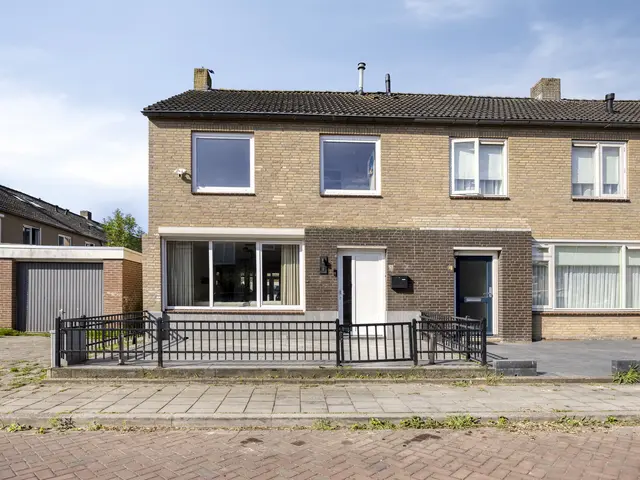 Foto van Aert van Nesstraat 2
