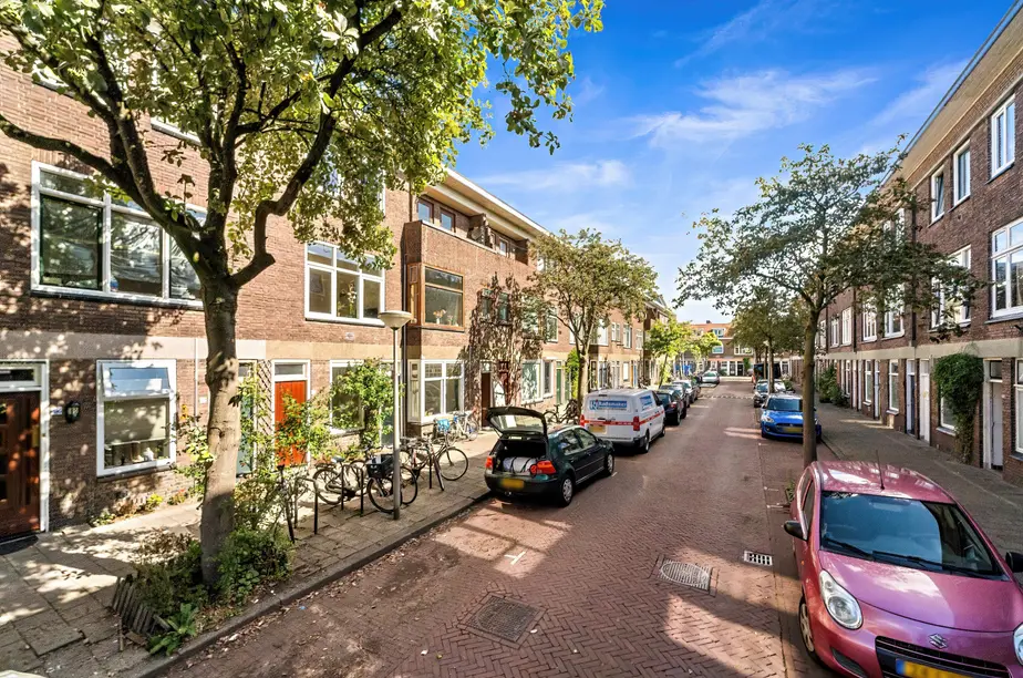 Isaäk Hoornbeekstraat 42 in DELFT