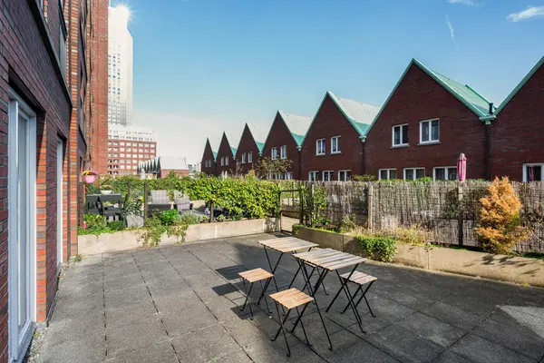 Laan op Zuid 320, ROTTERDAM