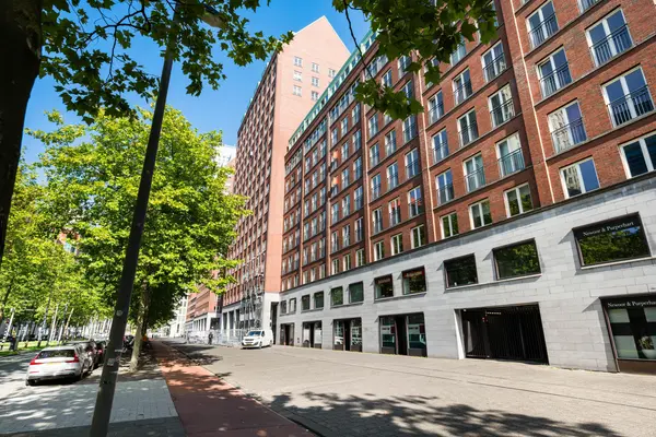 Laan op Zuid 320, ROTTERDAM