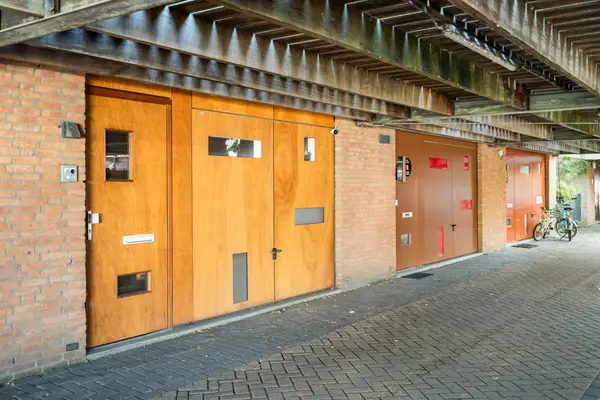 Zus Braunstraat 6, ROTTERDAM