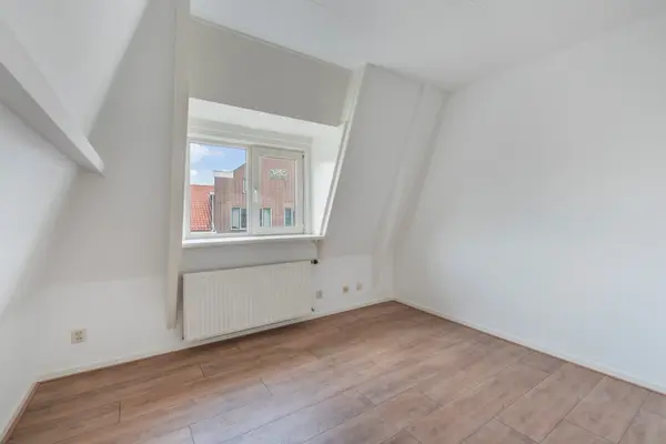 Straatweg 53A, ROTTERDAM