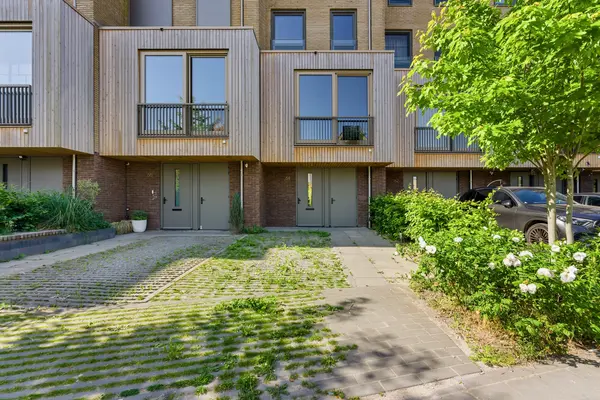 Zwembaan 64, VLAARDINGEN