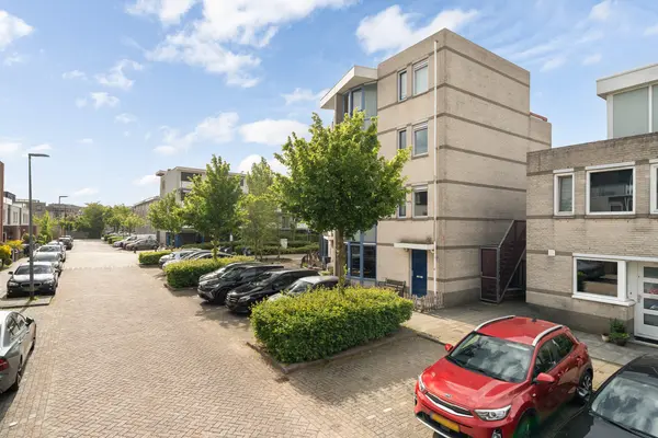 De Velden 220, SCHIEDAM