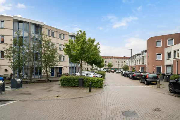 De Velden 220, SCHIEDAM