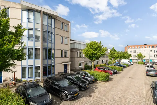 De Velden 220, SCHIEDAM