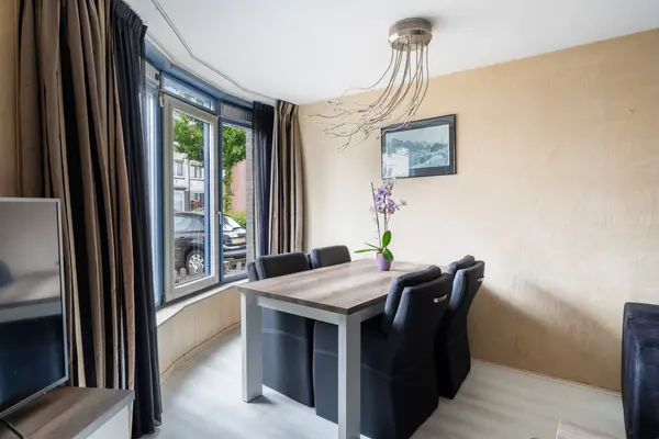 De Velden 220, SCHIEDAM