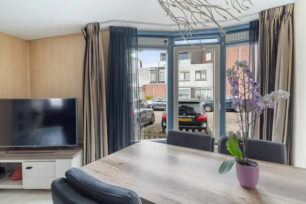 De Velden 220, SCHIEDAM