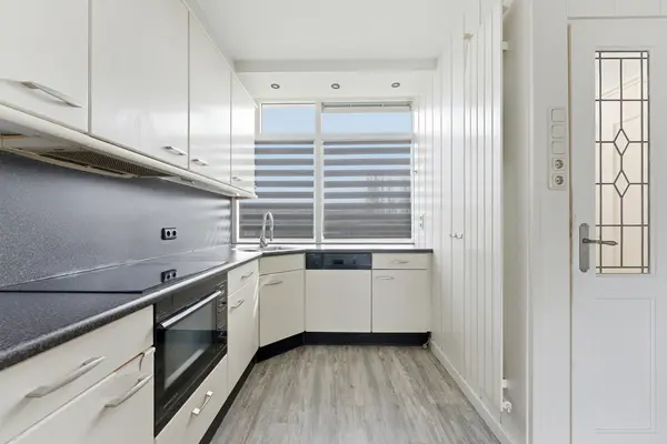 Einthovenstraat 76, VLAARDINGEN