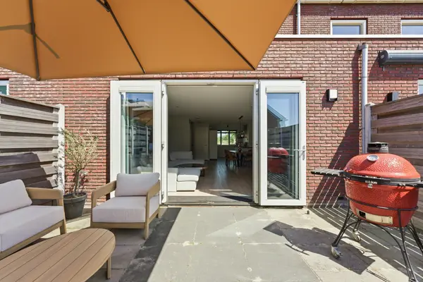 Pieter van den Hoogenbandstraat 12, SCHIEDAM