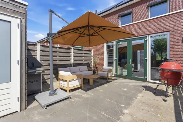 Pieter van den Hoogenbandstraat 12, SCHIEDAM