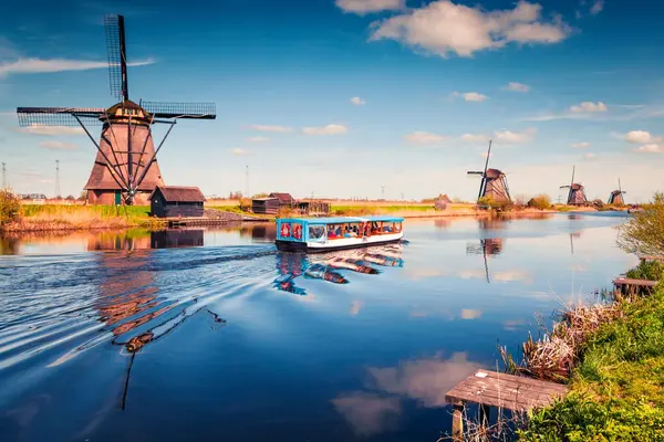 Rodinrade 98, CAPELLE AAN DEN IJSSEL