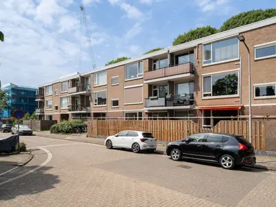 Foto 1 van Pieter de Hoochstraat 36